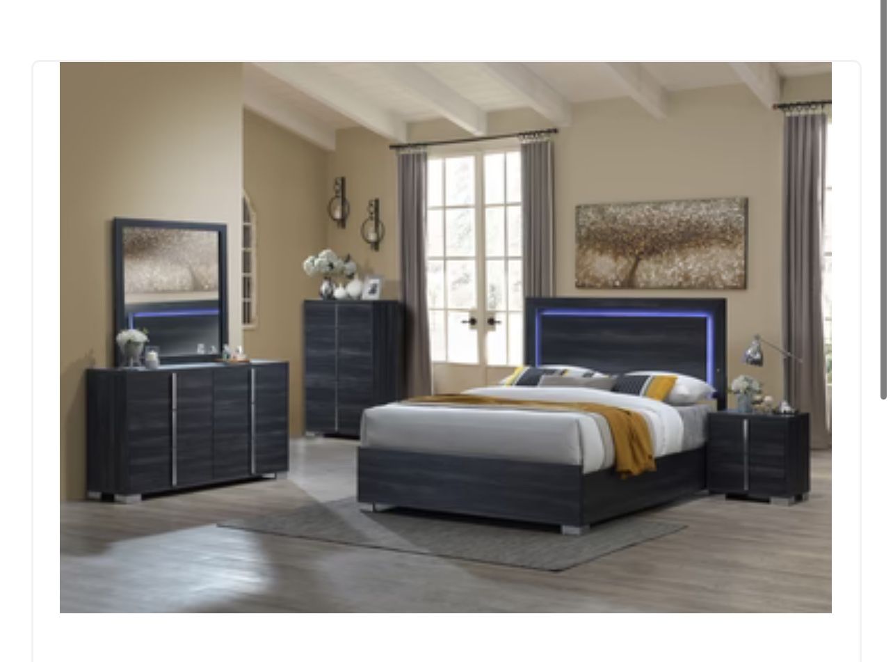 Queen Bedroom Set