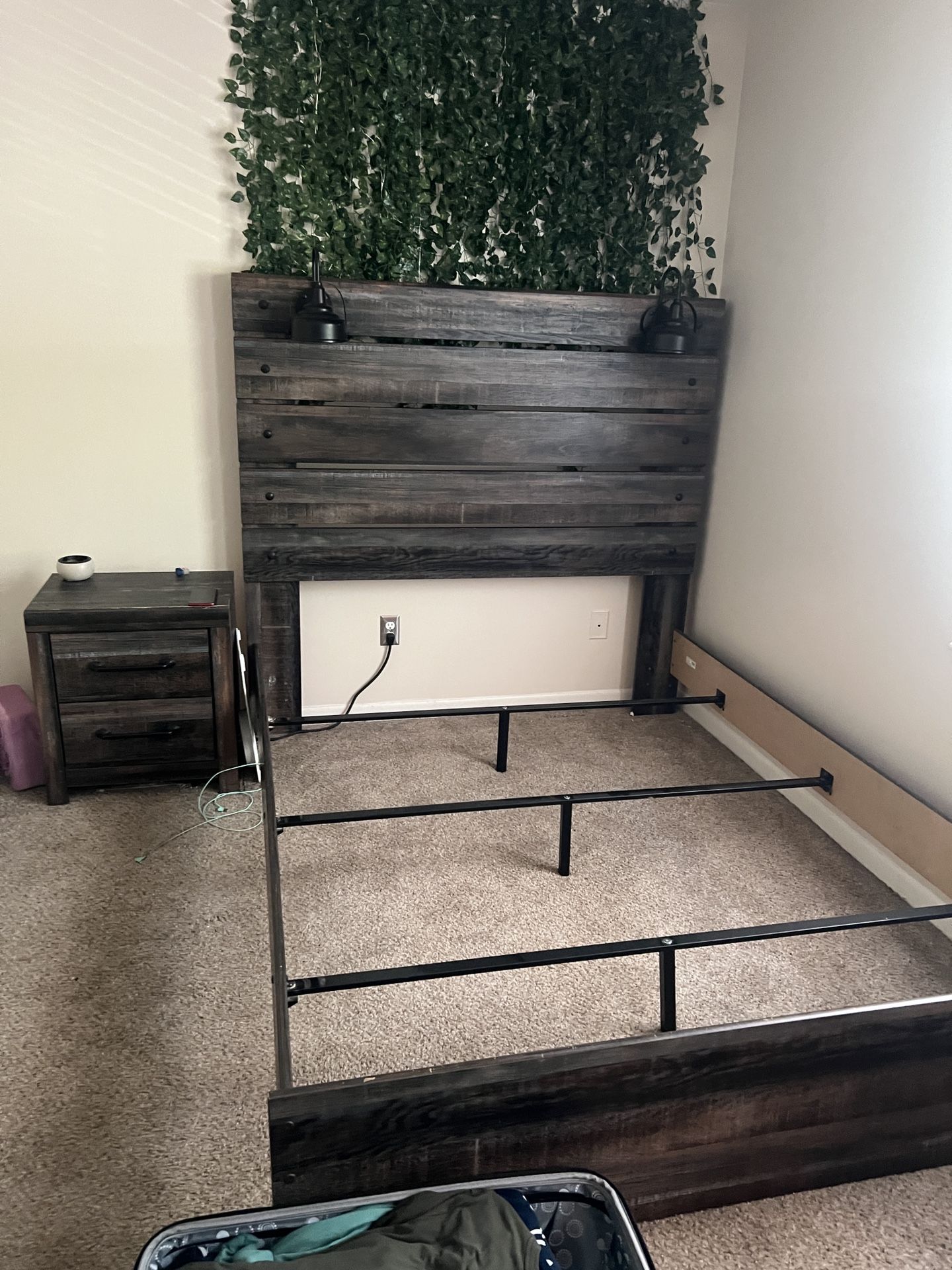 Queen Bedroom Set