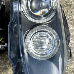 Front Left Xenon HID Headlight OEM (contact info removed)2517 BMW M3 E90 07-13 *Tabs/Fog