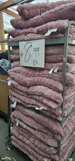 Plush Faux Fur Cushion / Pet Mat - New ($8.99 Each)
