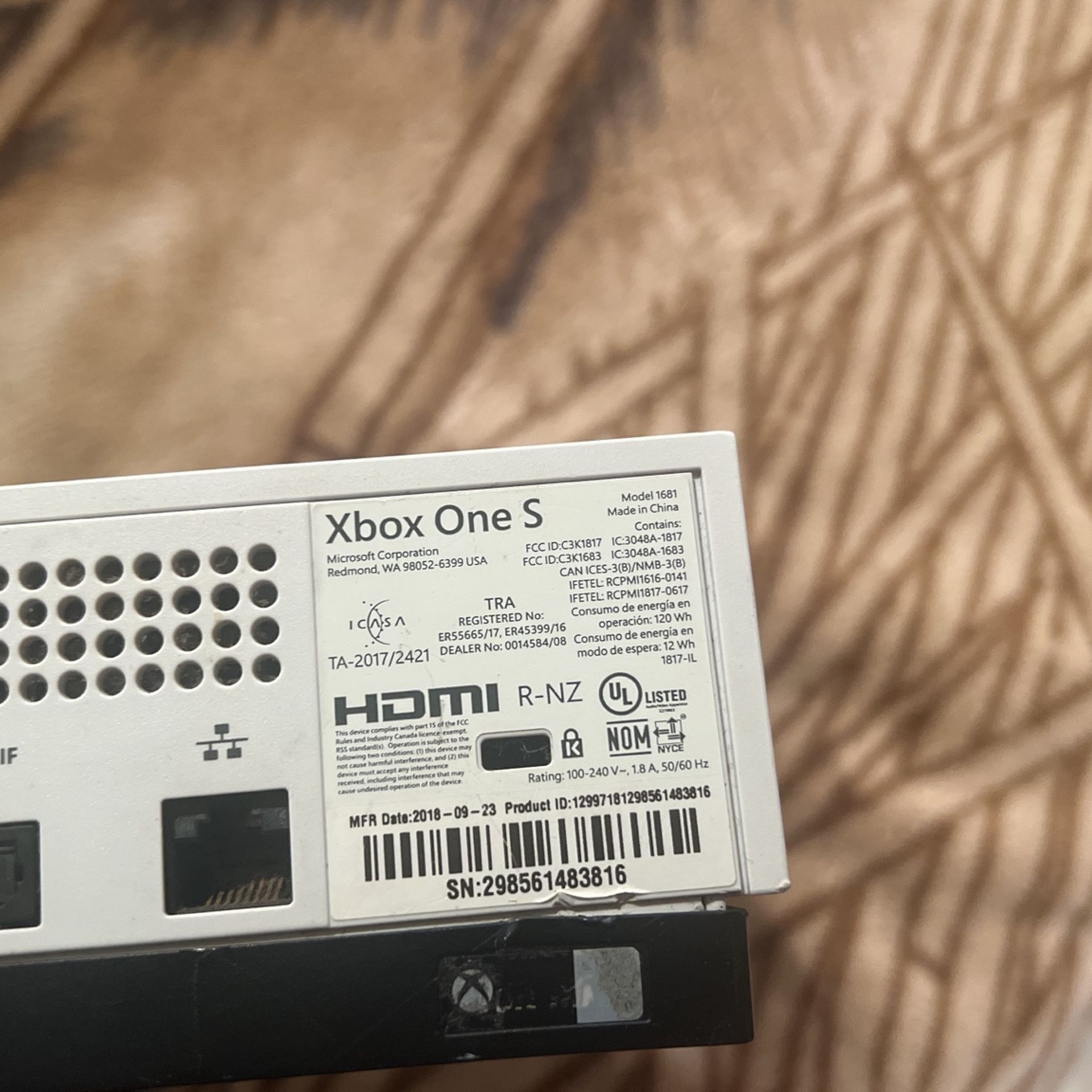 Xbox One S