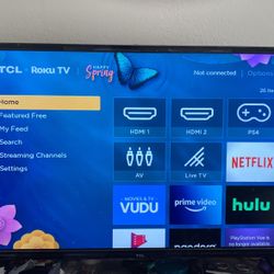 TCL ROKU 32” 