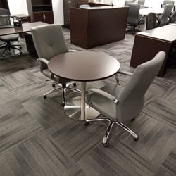 36" Round Reception/Meeting Table
