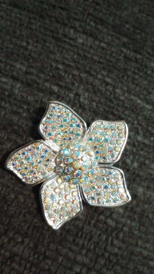 Vintage Flower Brooch