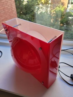 Luminaria Bola Red and White Modern Desk Lamp with Type C Plug