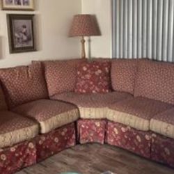 Floral sectional couch set