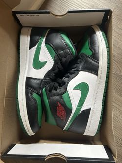 Air Jordan 1 Mid 
