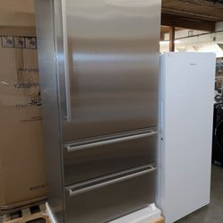 Liebherr CS2090
36 Inch Freestanding Bottom Mount Refrigerator