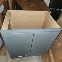 NEW VANITY SINK BASE CABINET 30X21X34 