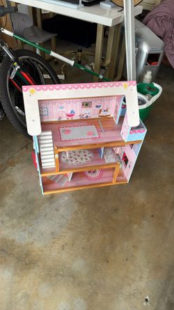 Toy House