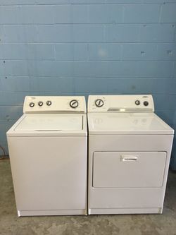 Full Featured Whirlpool Washer Dryer
