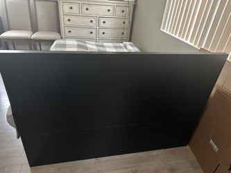 Ikea Malm Quin size bed