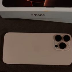 iPhone 16 Pro Max (256GB) Desert