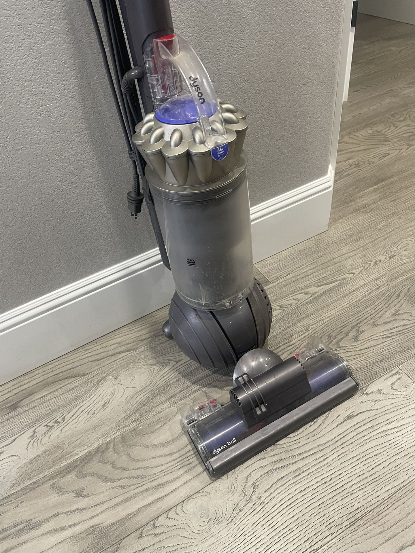 Dyson Vacuum Cleaner