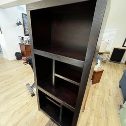 Bookcase / Book shelf tall wood and veneers in very good condition