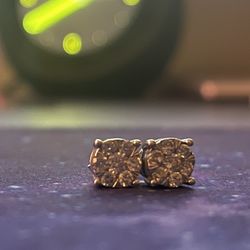 Diamond Stud Earrings (Real) 