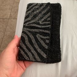 Express Walled Clutch Bead