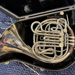Holton H177 Double French Horn And Case
