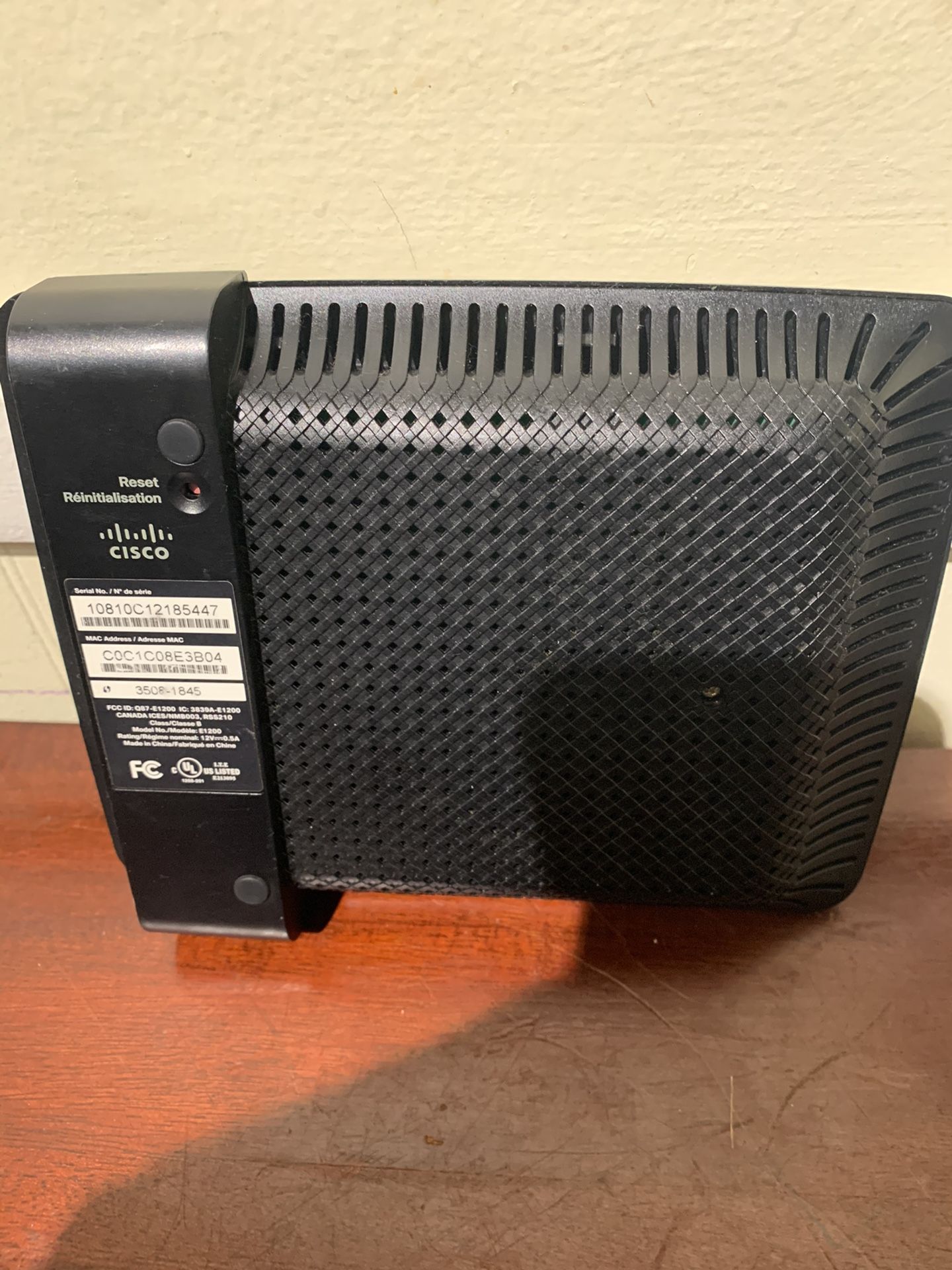 Cisco Wi -Fi Router.