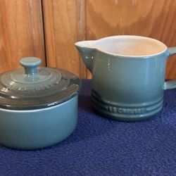 Brand NEW!!  Le Creuset Enameled Signature Stoneware Cream and Sugar Set in Teal
