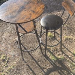 Small Table And Chair