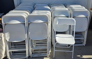 White Plastic Folding Chairs 