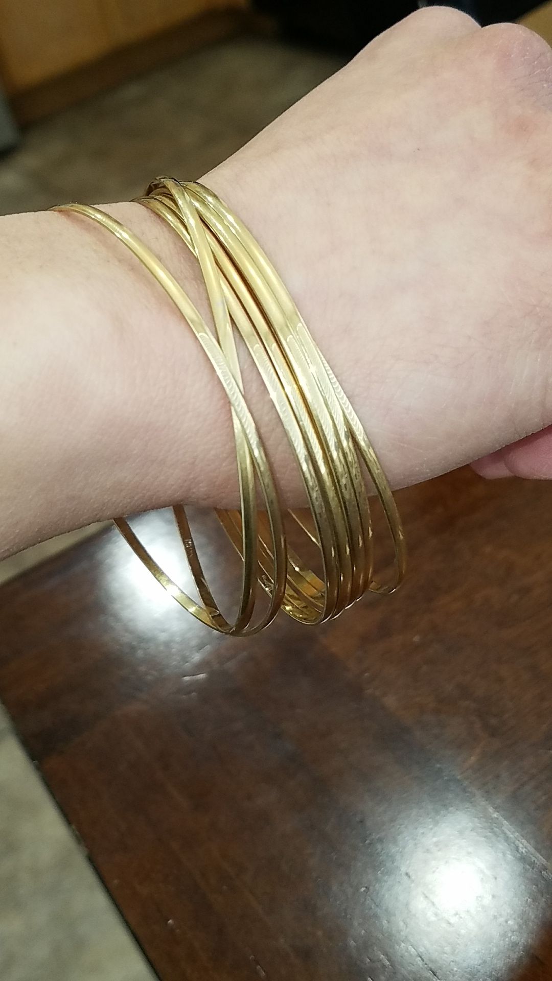 Semanario de Oro solido 14k.. set of 7 14k solid gold bangles