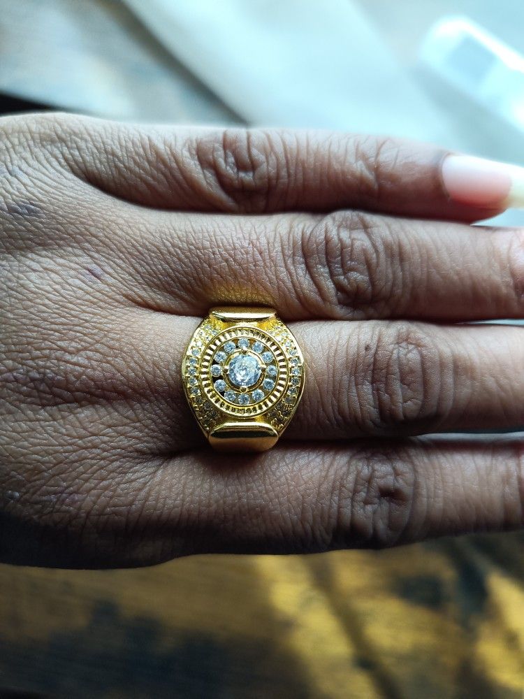 Gold Plated Ring - Looks Real!