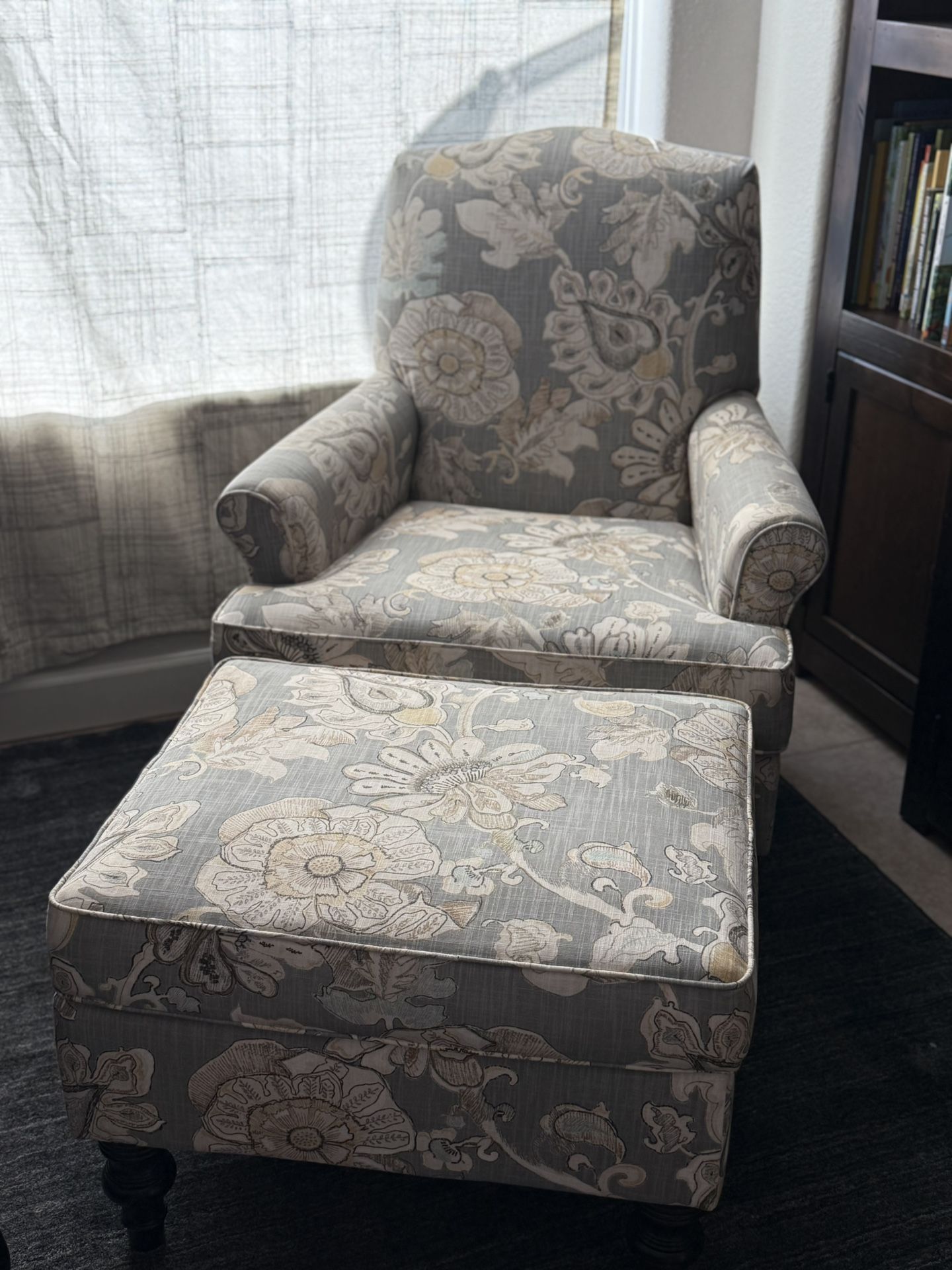 Accent Chair With Ottoman