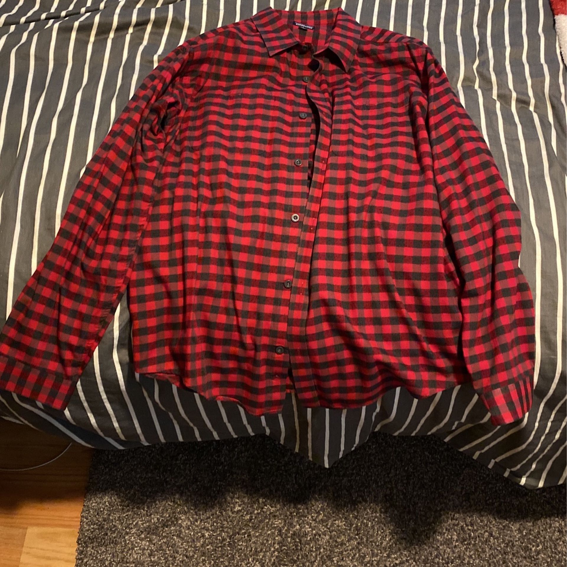 Patagonia Red Checkered Button Down (Mens Large)