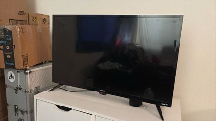 ONN Roku TV Flat Screen Television