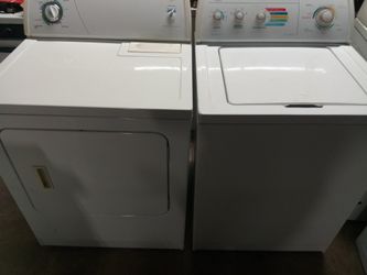 Whirlpool set washer and gas dryer they both work great