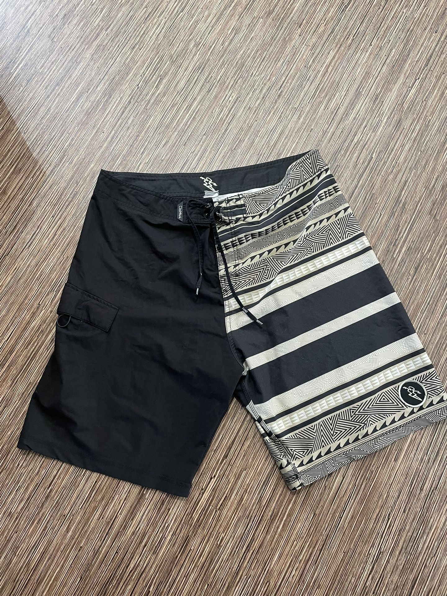 Da Hui Black Print Board Swim Shorts Tie Waist Pocket Mens Size 38