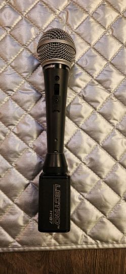 Shure SM58 Wireless Handheld Microphone with Lectrosonics H187 Plug-On Transmitter