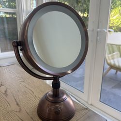 Bronze Make-up Mirror W/ Light