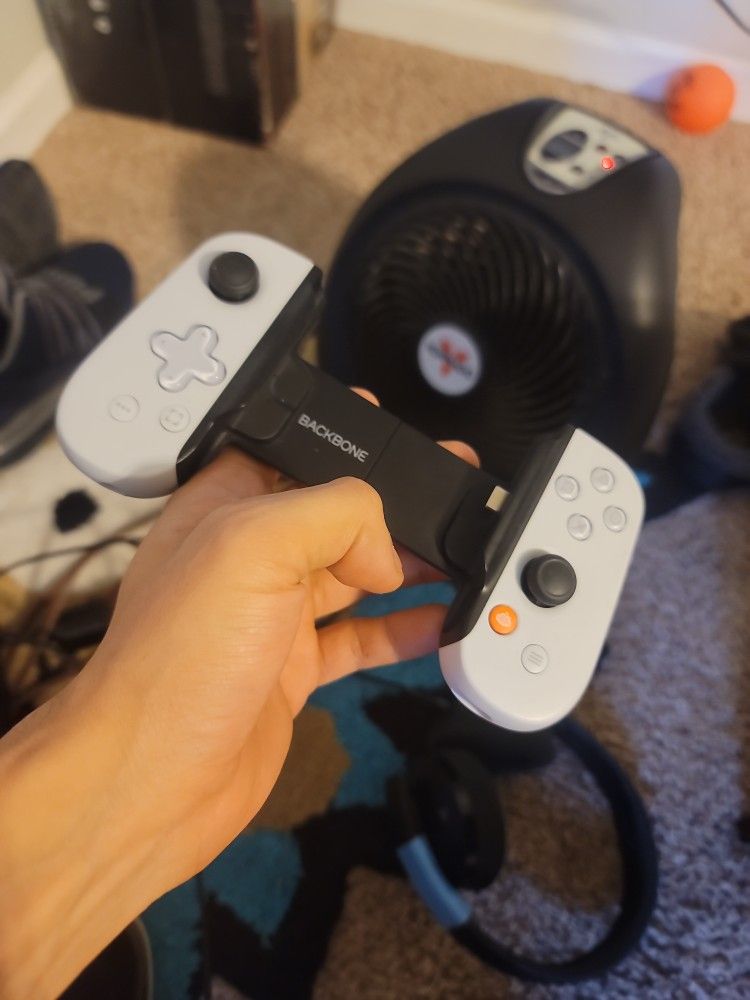 Back Bone Can Play Your Ps5 Anywhere
