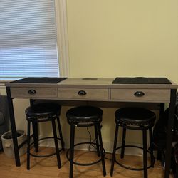 Kitchen Table With Bar Stools