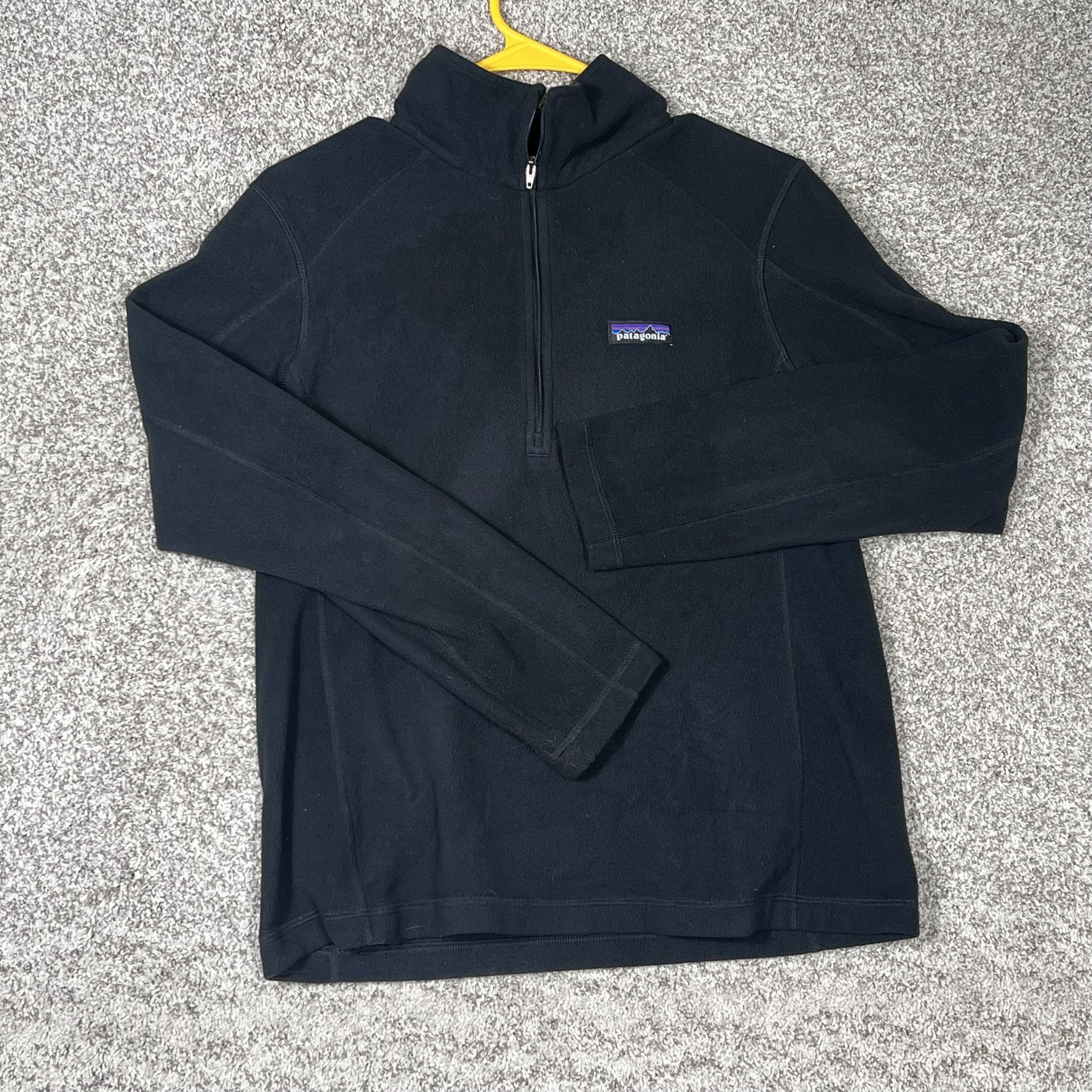 Patagonia Women’s Black Fleece Pullover Size Medium $10.00