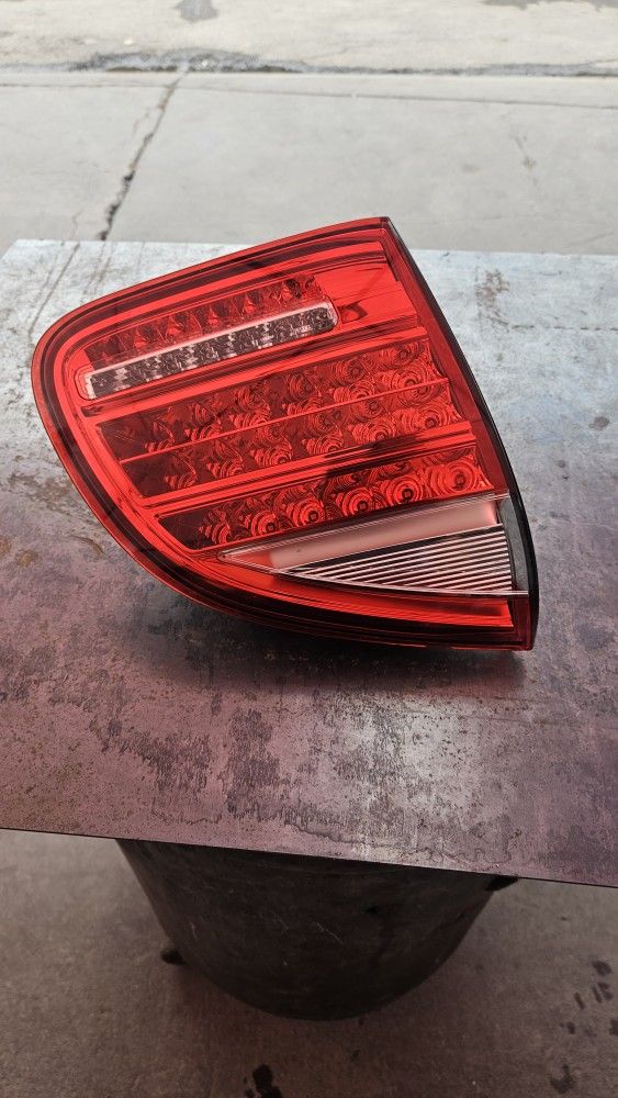 2011-2014 OEM Porsche Cayenne 958 Drivet Left Side  Inner Tail Lighte Lamp 