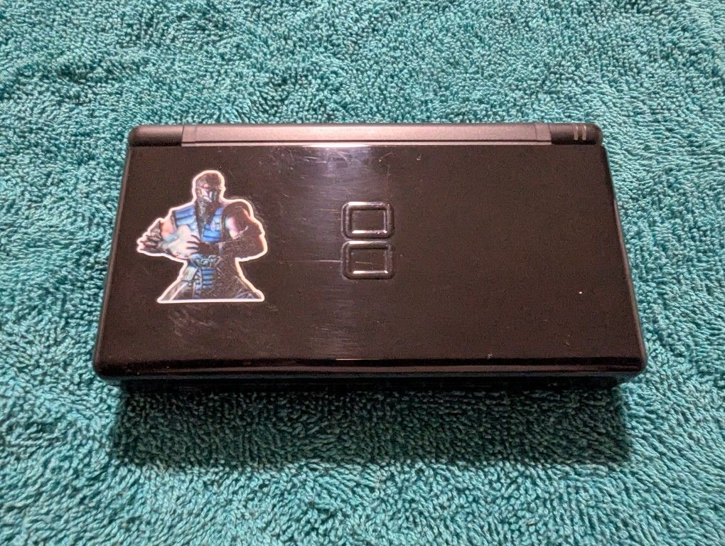 Nintendo DS Lite