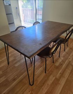 Live edge Table and 4 chairs