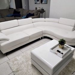 New Large Sectional (white,black,grey,red)