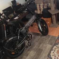 Best Folding Ebike For The Money Period!!!  Best Built And Beautiful!!! 28/30 Mph And 75 Mile Max Range Absolutely Awesome and Best Engineered!