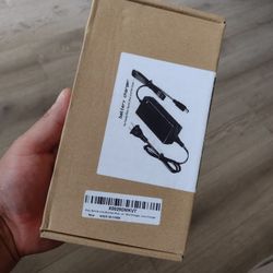 BIRD_LIME Electric Scooter Charger 42V - 84W Model #HK-42-200 Sealed!!!