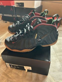 Black Gucci Foamposities size 9