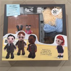 The Office Crochet Set (Jim and Pam)