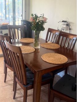 Pottery Barn Table