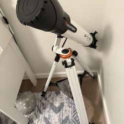 New- Telescope  Celestron StarSense Explorer 100AZ Lunar Edition 