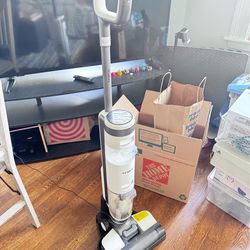 Vacuum cleaner