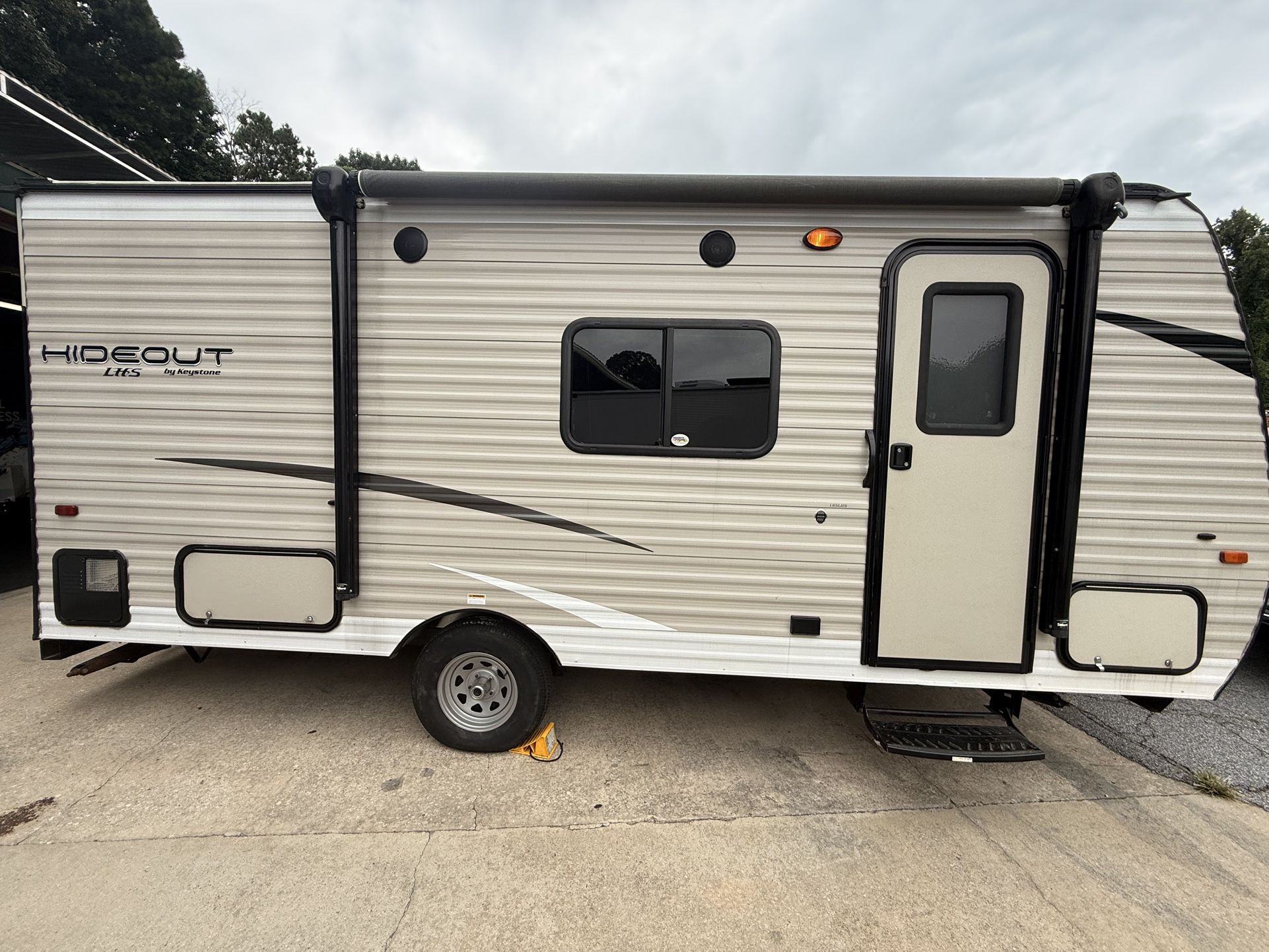 2018 Keystone Hideout 185LHS